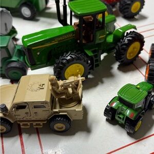 John Deere Green Toy Tractor & friends